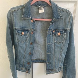 H&M denim jacket size 6